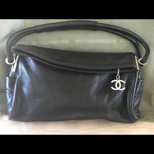 Beautiful large CHANEL bag with flap✨SALE⚡️